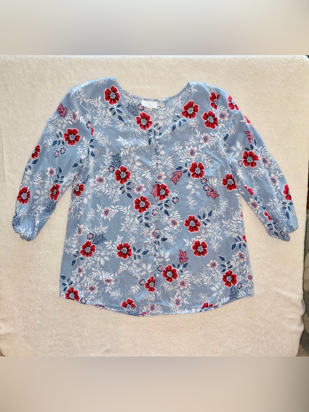 J. Jill Light Blue Floral Button-Front Top with Red Accents